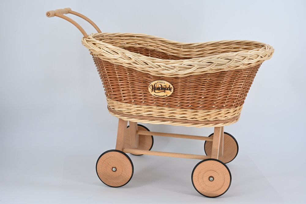 Puppenwagen