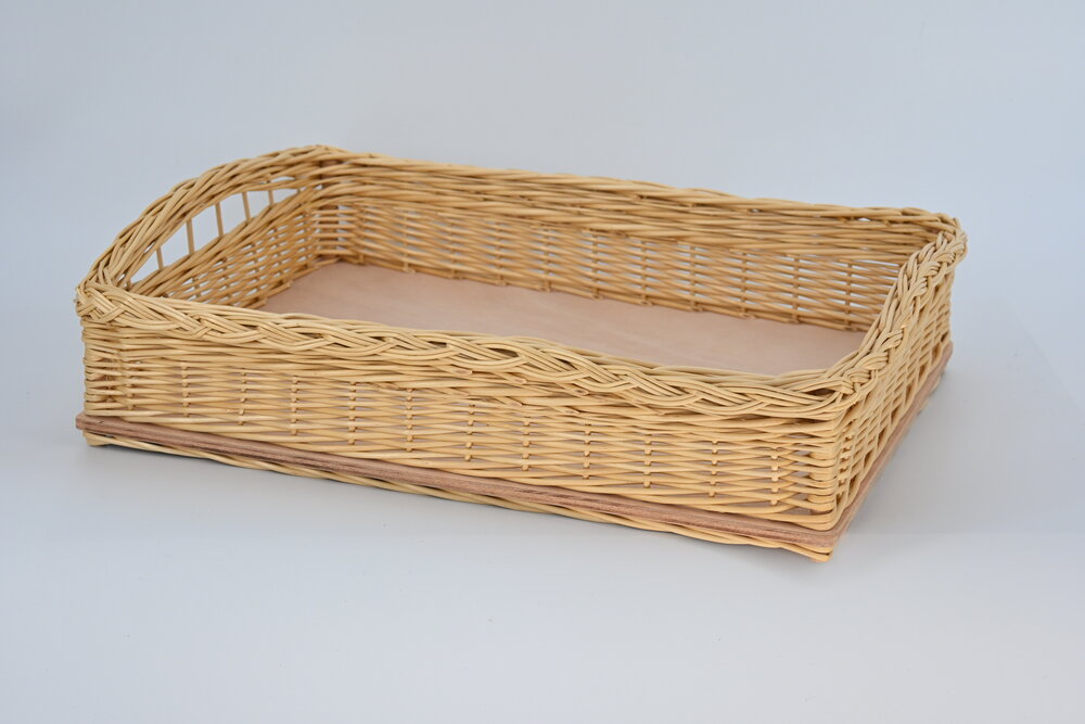 Tablett von Hand gemacht