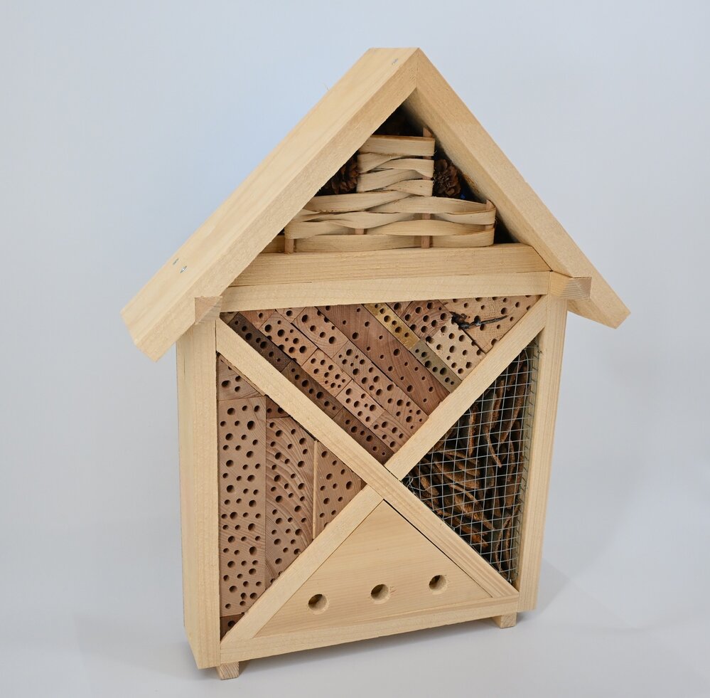Insektenhotel &ndash; handgefertigt